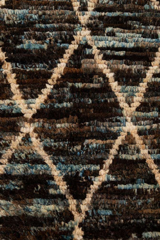 5' 9 x 8' Hand Knotted Moroccan Wool Rug