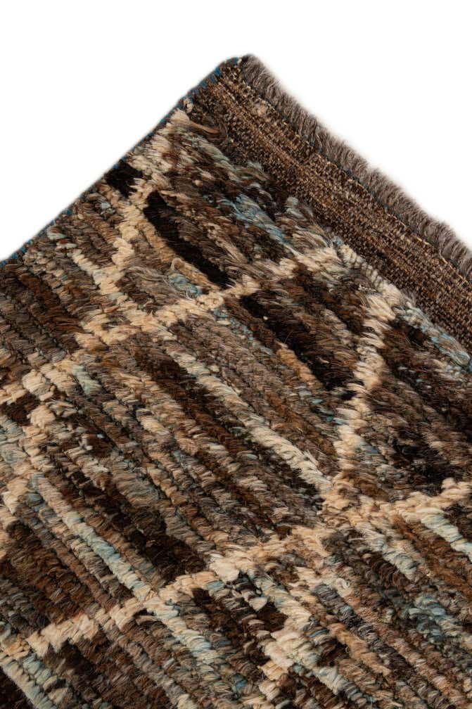 5' 9 x 8' Hand Knotted Moroccan Wool Rug