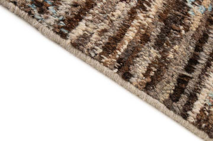 6' 9 x 8' 11 Hand Knotted Moroccan Wool Rug