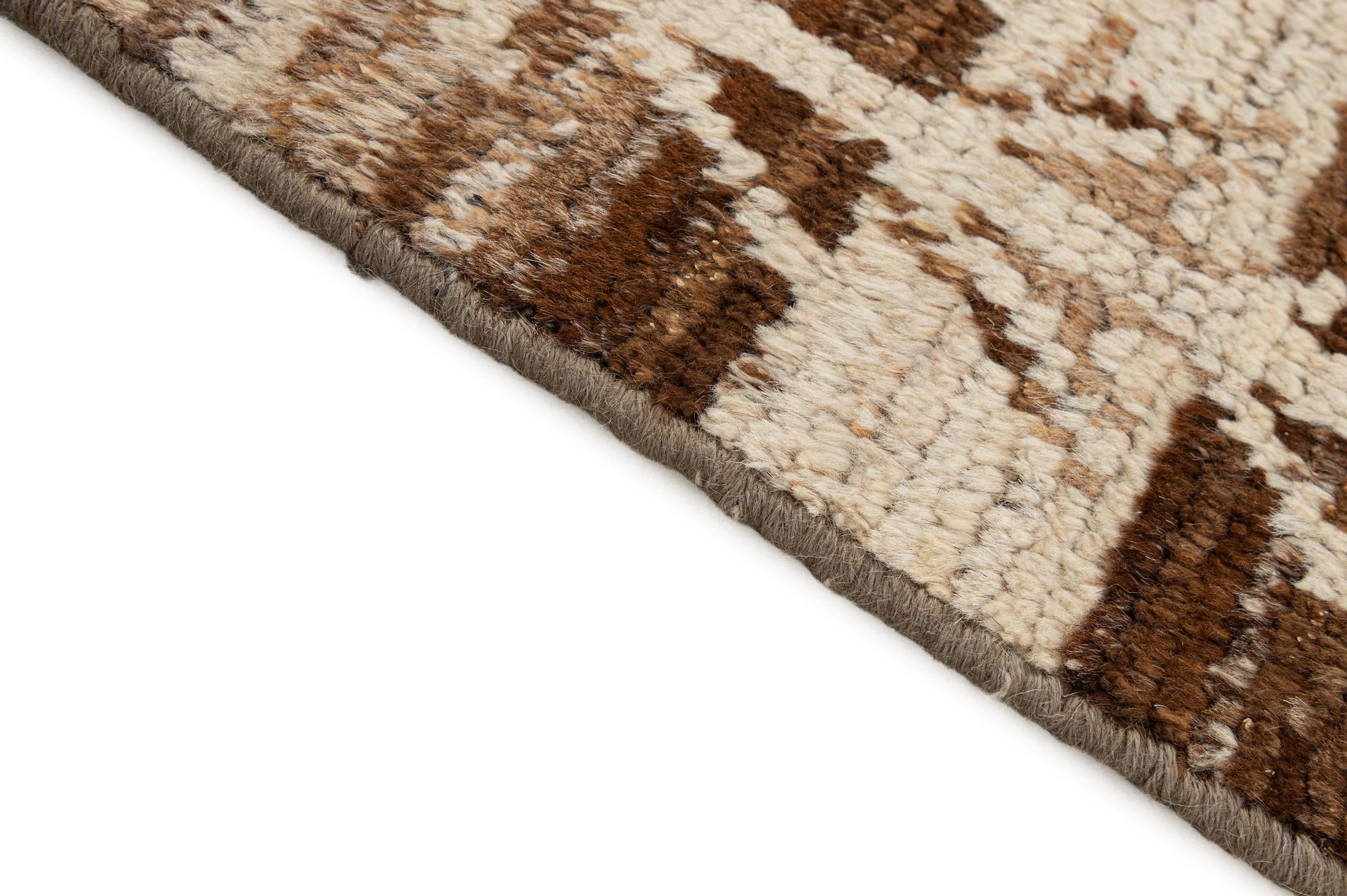 6' 9 x 9' 9 Hand Knotted Moroccan Wool Rug