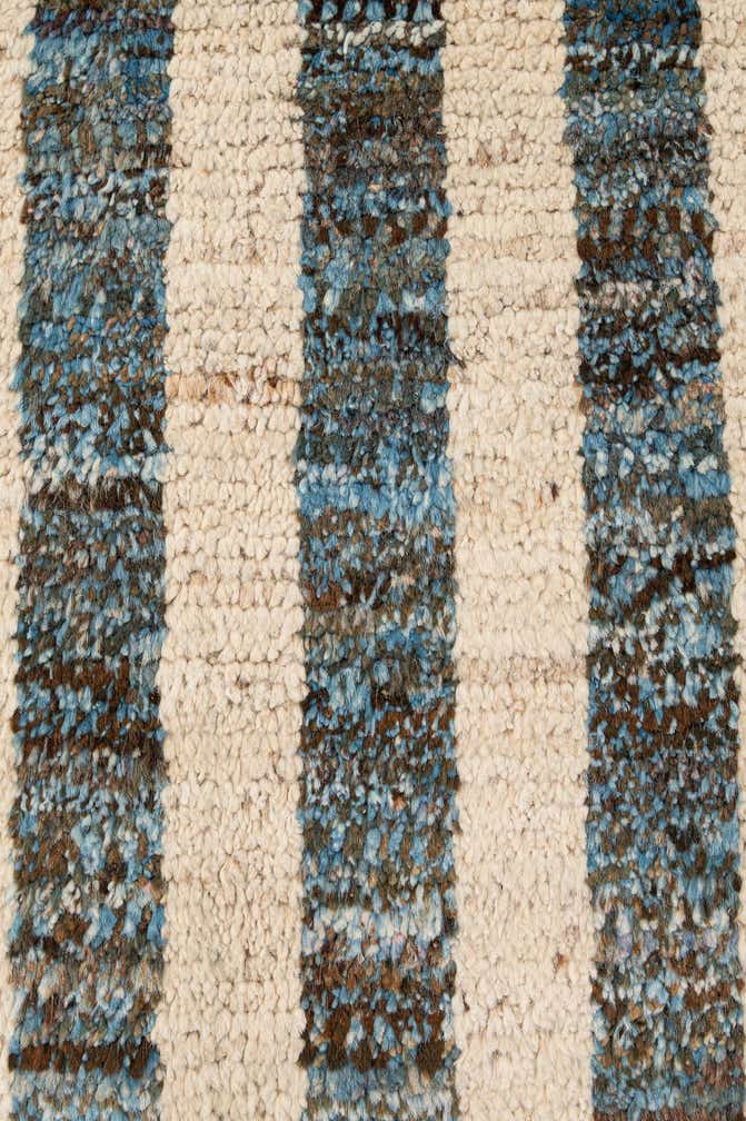 6' 10 x 9' 10 Hand Knotted Moroccan Wool Rug