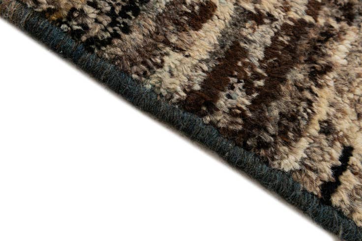 Detail image of 6' 6 x 9' 6 Hand Knotted Moroccan Wool Rug