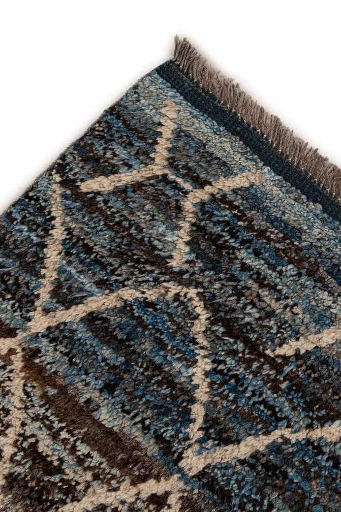 8' 1 x 9' 5 Hand Knotted Moroccan Wool Rug