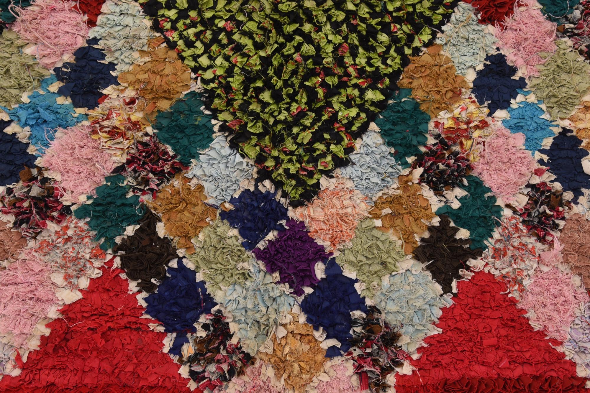 4' 10 x 8' 2 Hand Knotted Moroccan Wool Rug