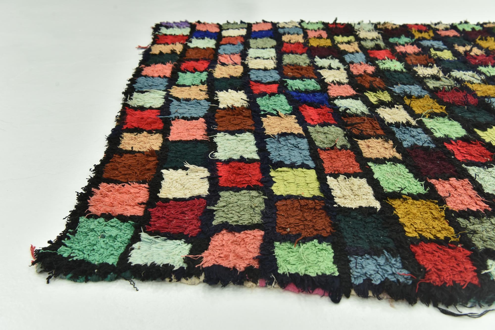 5' 7 x 9' 3 Hand Knotted Moroccan Wool Rug