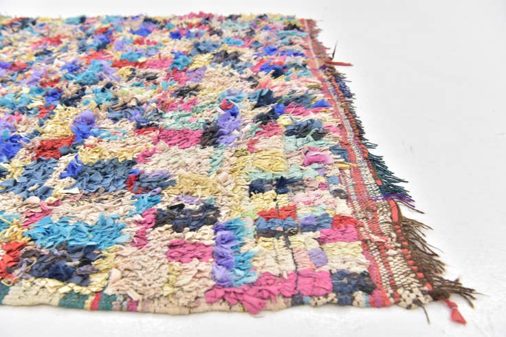 Detail image of 4' 10 x 8' Hand Knotted Moroccan Wool Rug