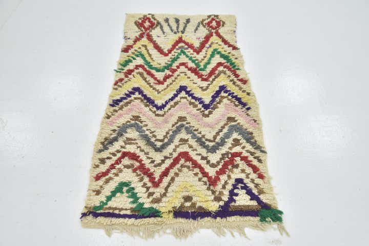 2' 7 x 5' 5 Hand Knotted Moroccan Wool Rug