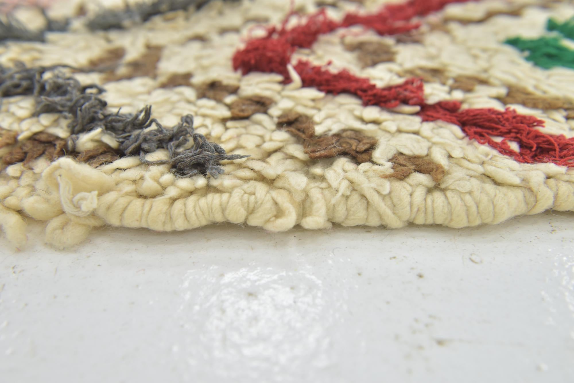 2' 7 x 5' 5 Hand Knotted Moroccan Wool Rug