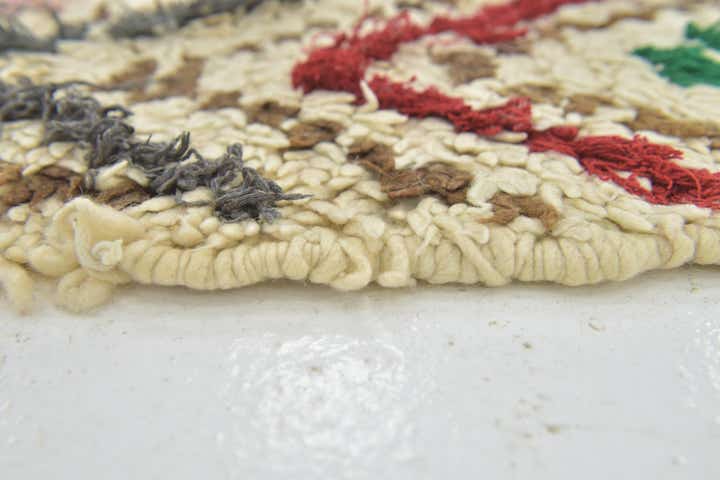 2' 7 x 5' 5 Hand Knotted Moroccan Wool Rug