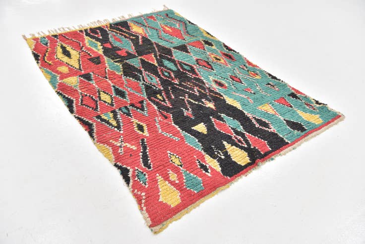 Detail image of 4' 5 x 6' 4 Hand Knotted Moroccan Wool Rug