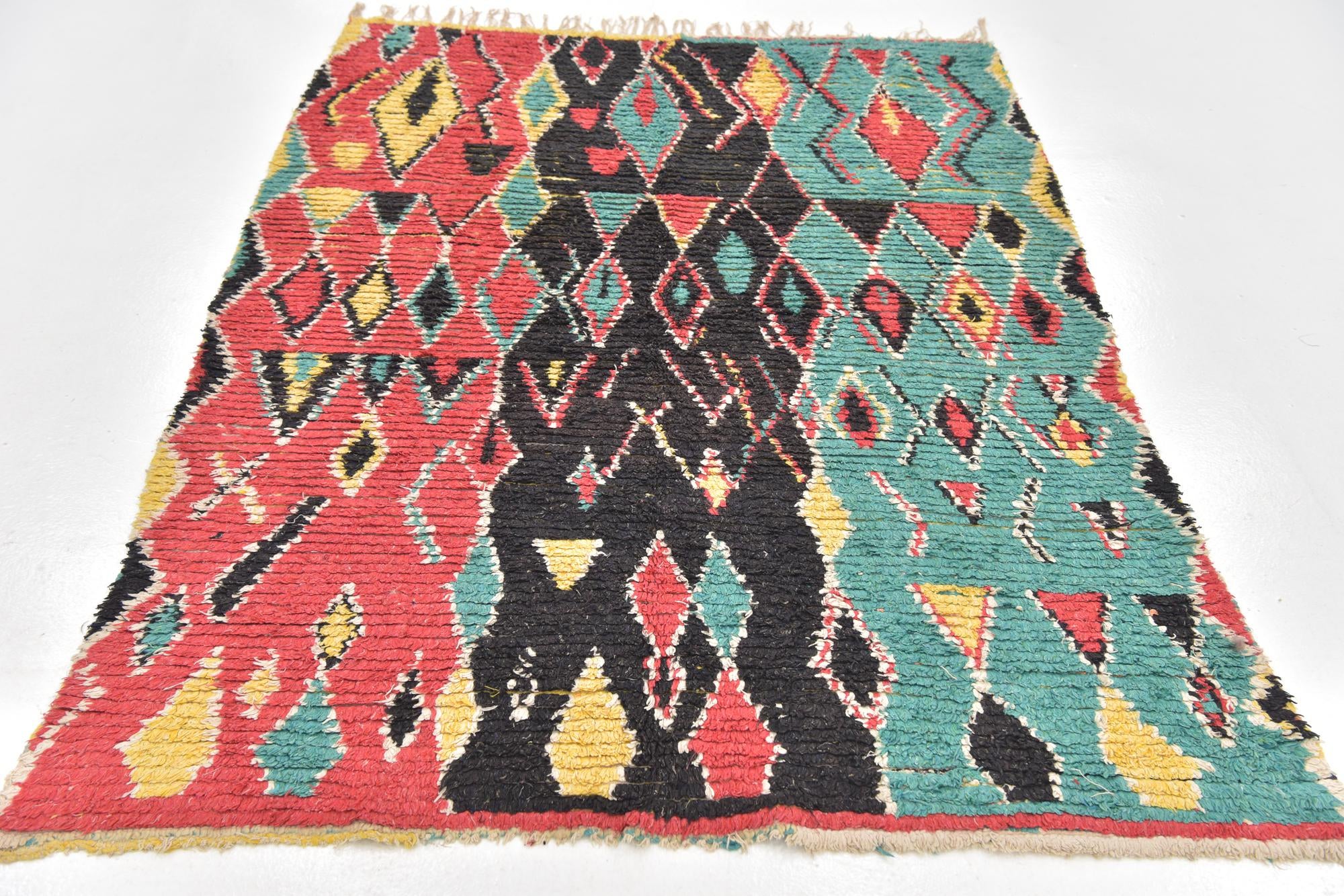 4' 5 x 6' 4 Hand Knotted Moroccan Wool Rug