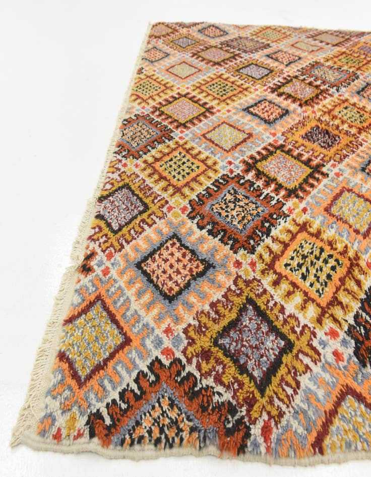 Detail image of 6' 6 x 10' Hand Knotted Moroccan Wool Rug