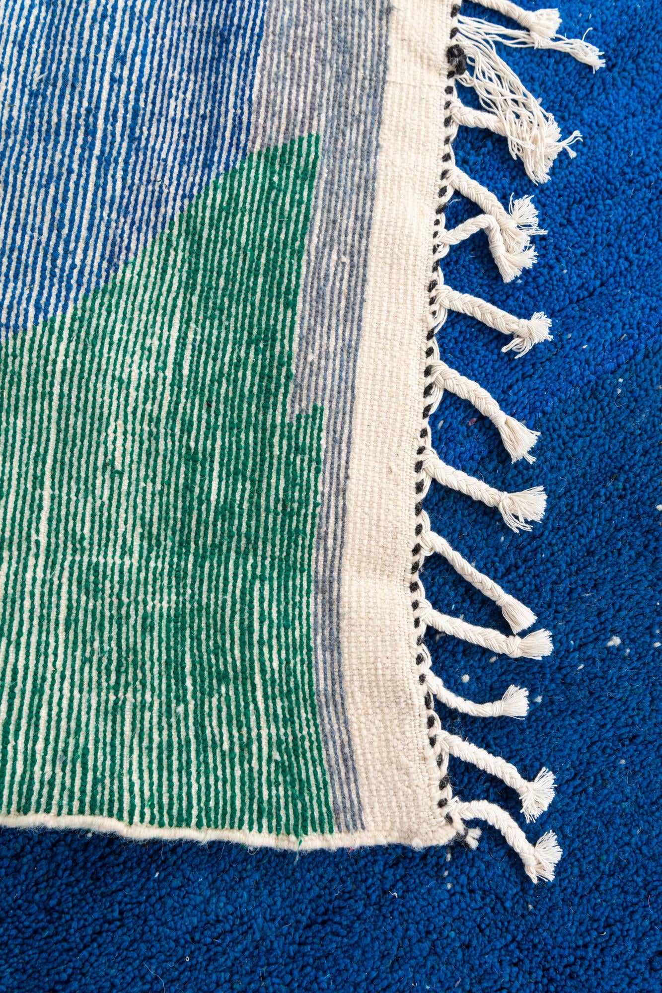 5' 3 x 8' Hand Knotted Moroccan Wool Rug