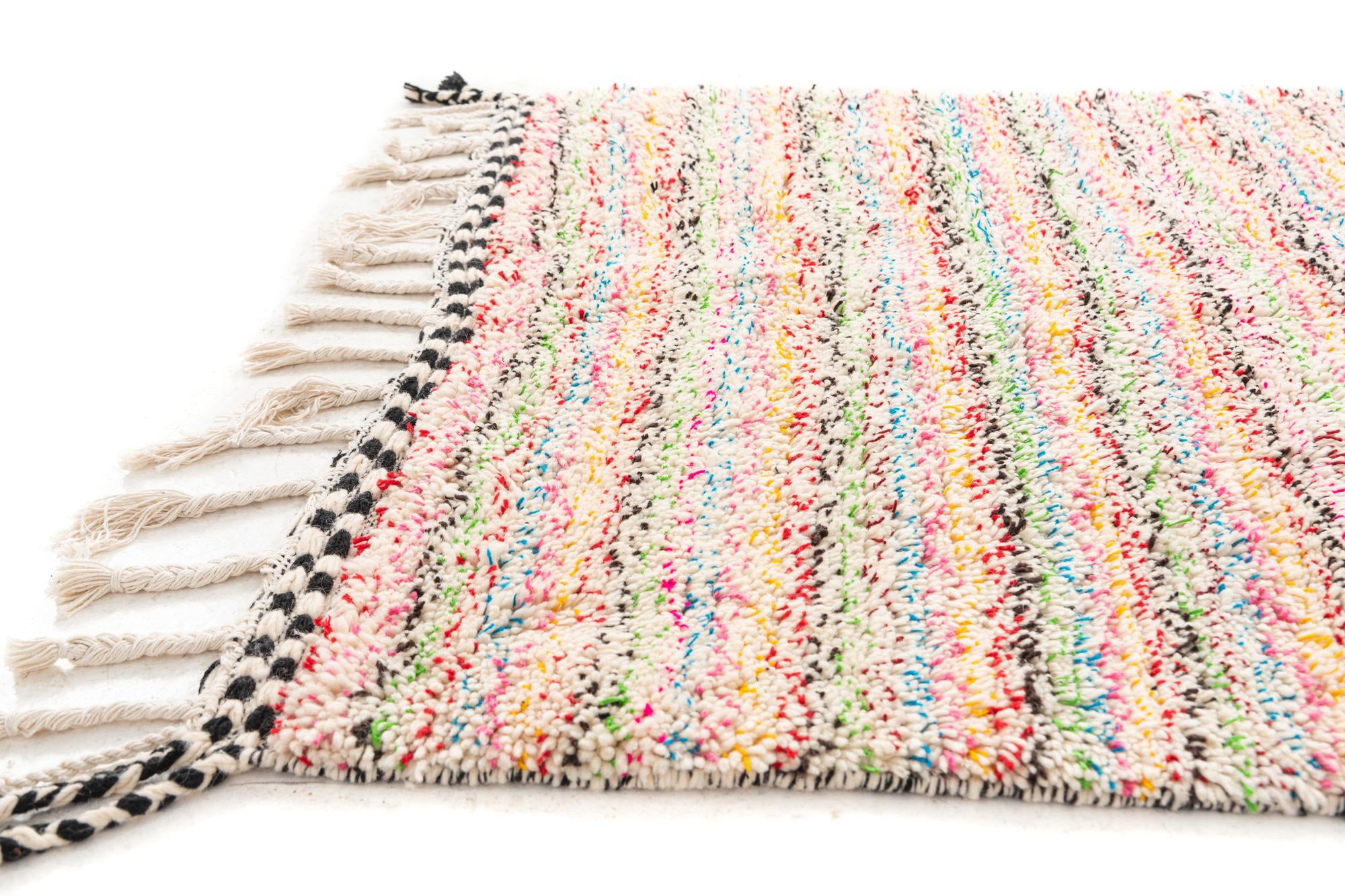 4' 10 x 8' 7 Hand Knotted Moroccan Wool Rug
