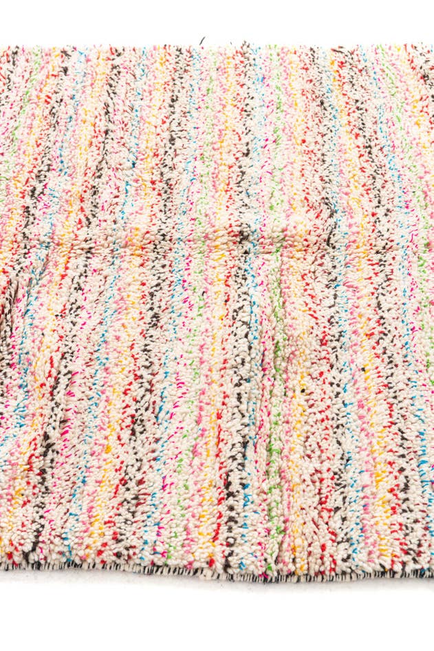 Detail image of 4' 10 x 8' 7 Hand Knotted Moroccan Wool Rug