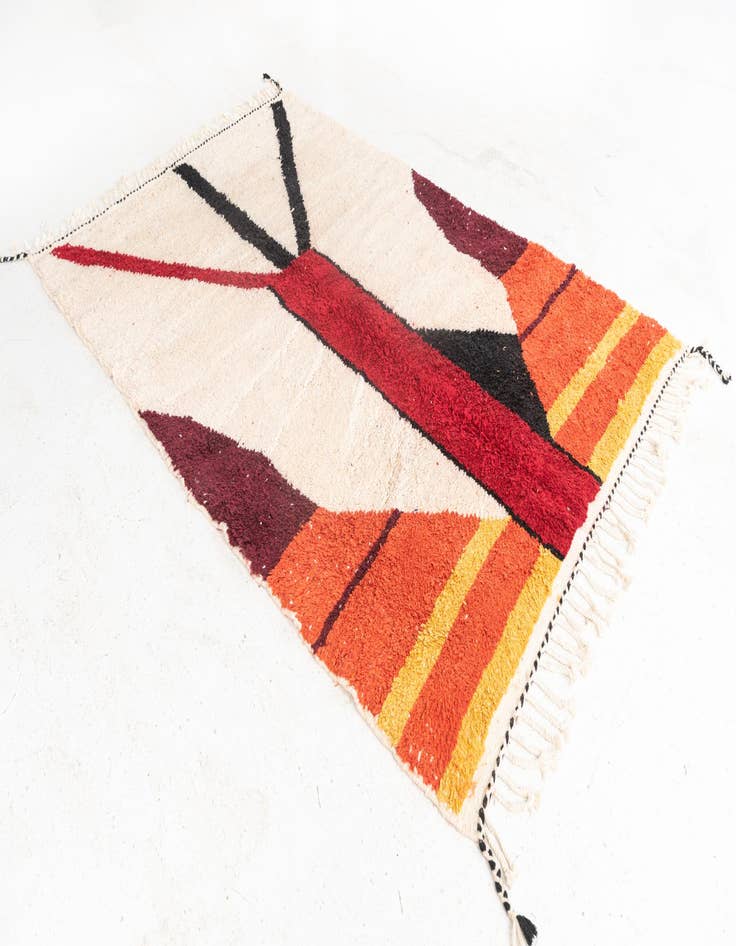 Detail image of 5' x 7' 8  Hand Knotted Moroccan Wool Rug