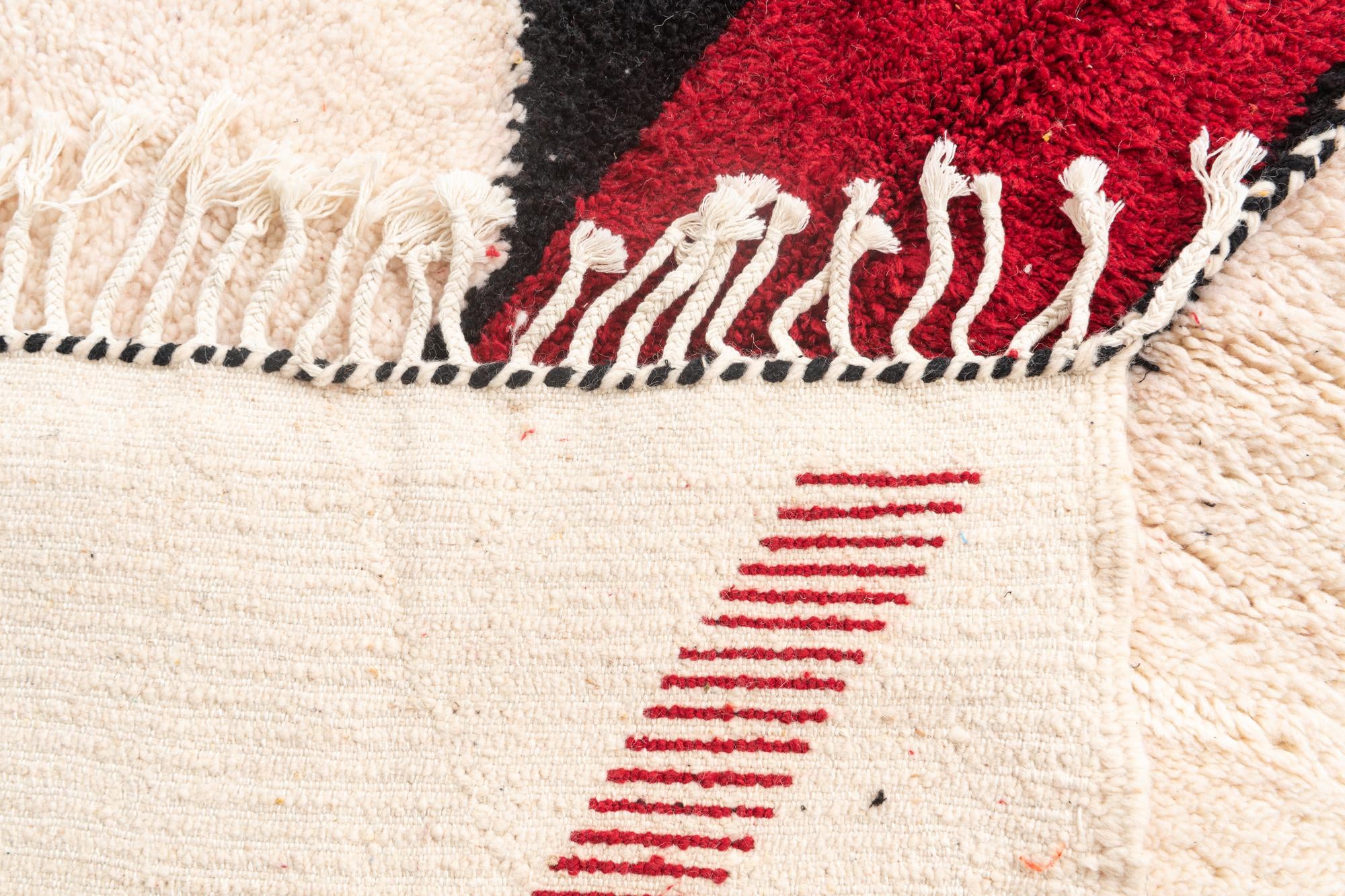 5' x 7' 8 Hand Knotted Moroccan Wool Rug