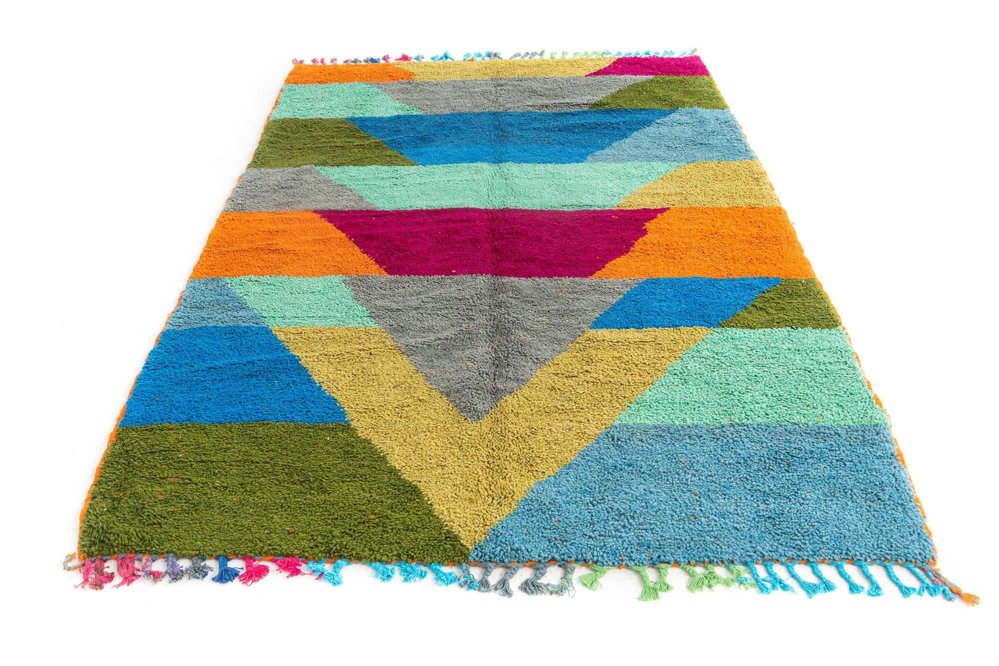 5' 5 x 7' 10 Hand Knotted Moroccan Wool Rug