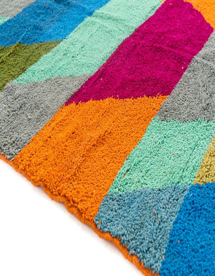 Detail image of 5' 5 x 7' 10  Hand Knotted Moroccan Wool Rug