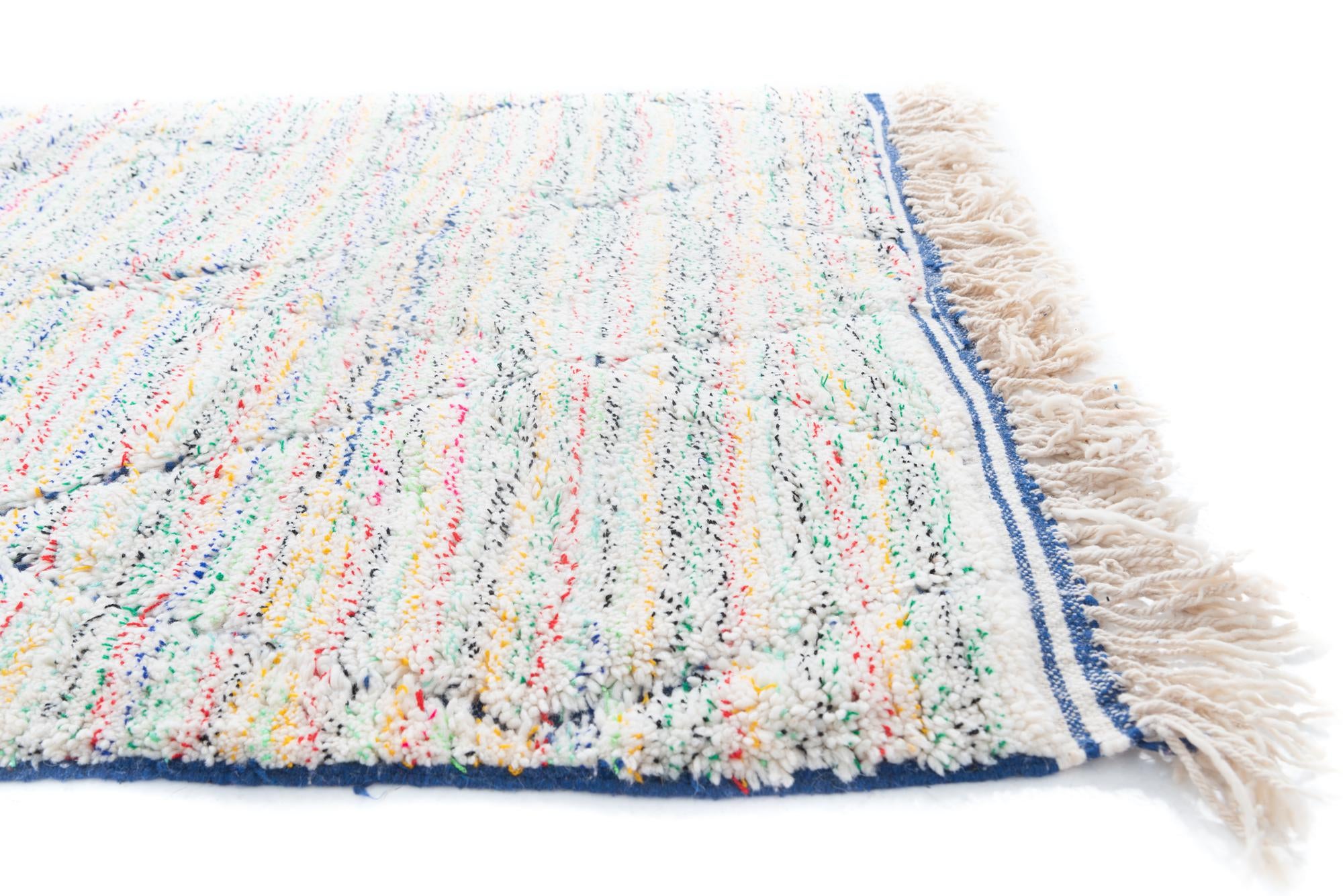 5' x 8' 5 Hand Knotted Moroccan Wool Rug