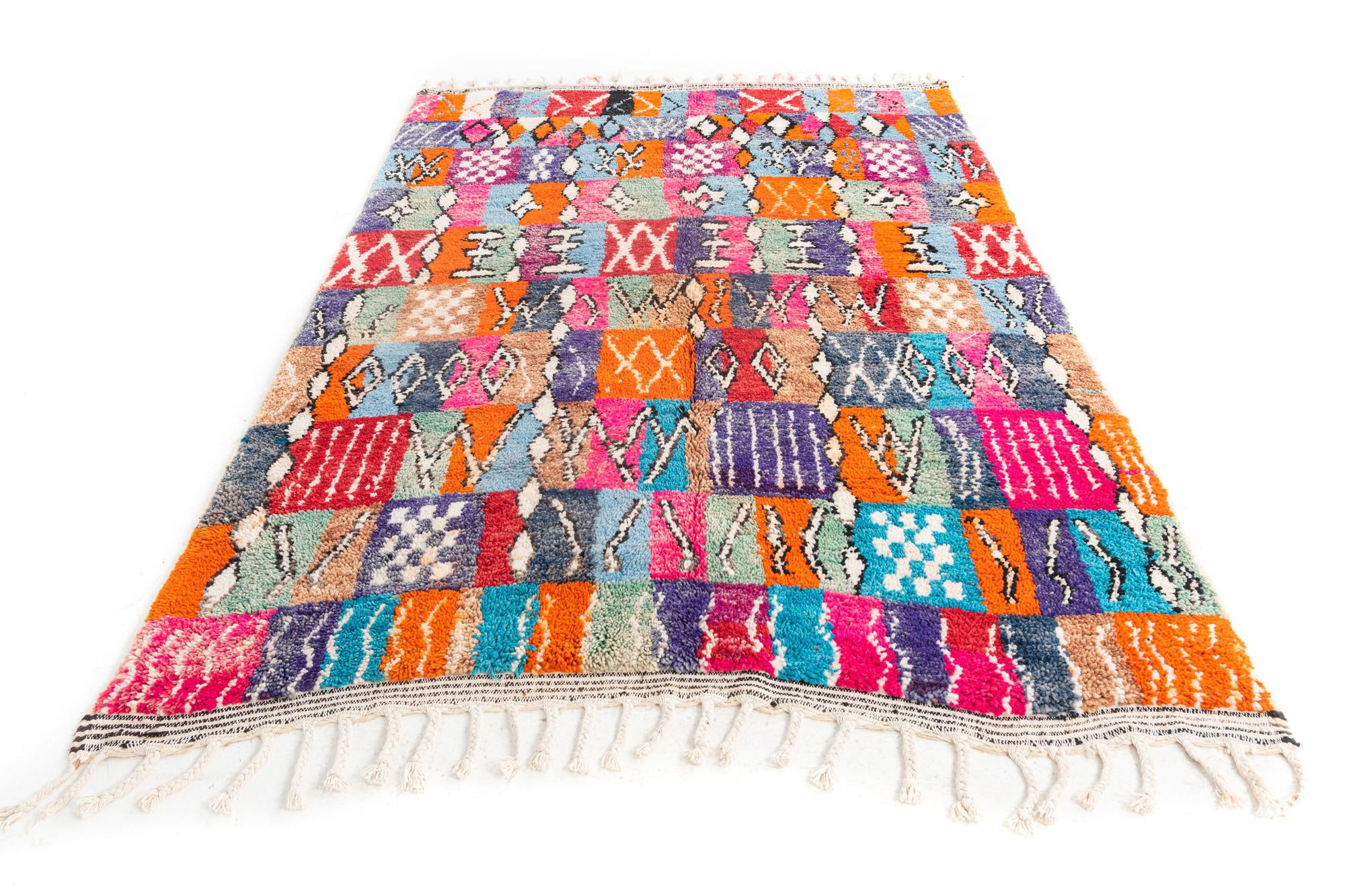 5' 8 x 8' 4 Hand Knotted Moroccan Wool Rug