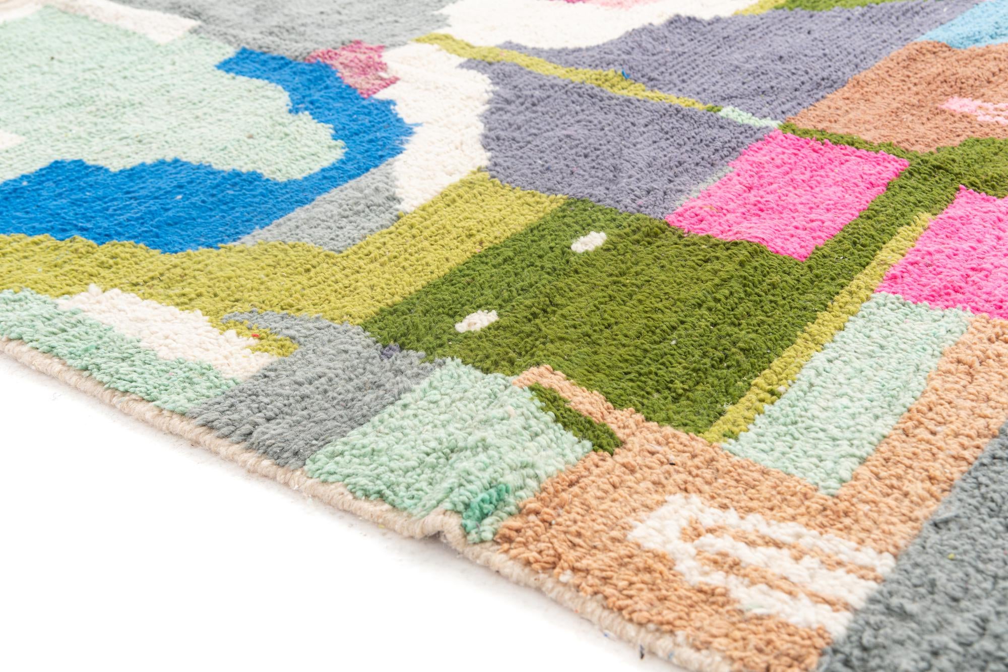 5' x 8' Hand Knotted Moroccan Wool Rug