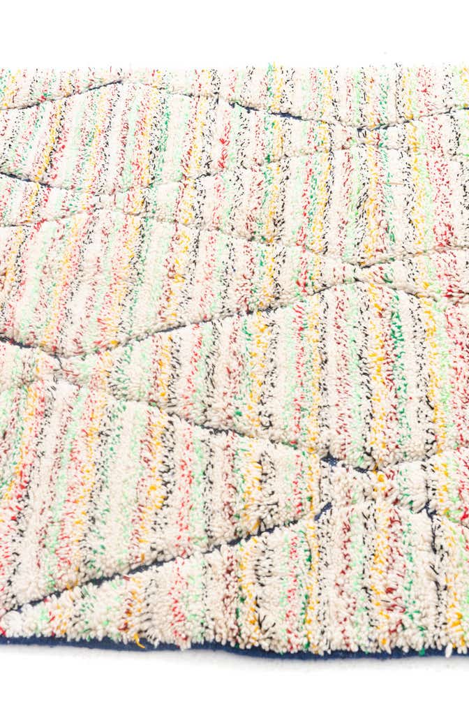 5' x 8' 5 Hand Knotted Moroccan Wool Rug