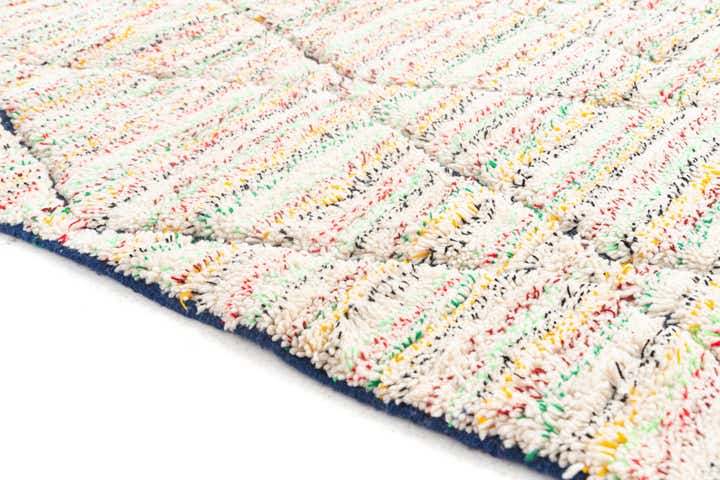 5' x 8' 5 Hand Knotted Moroccan Wool Rug