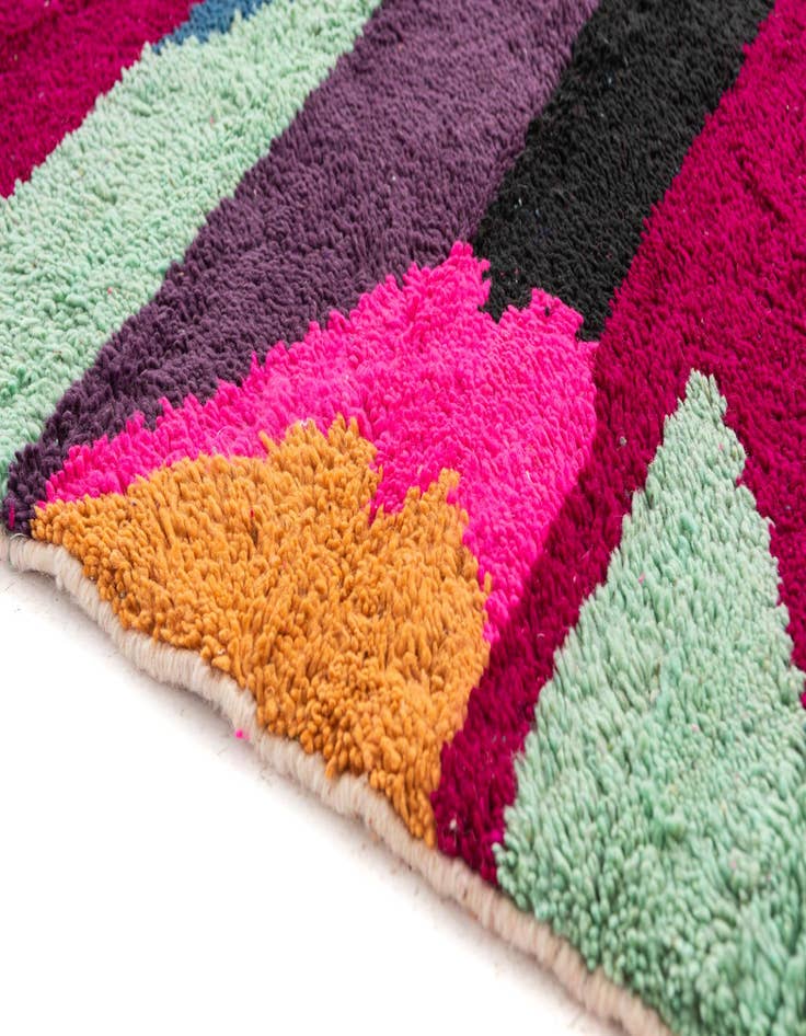 Detail image of 4' 9 x 8'  Hand Knotted Moroccan Wool Rug