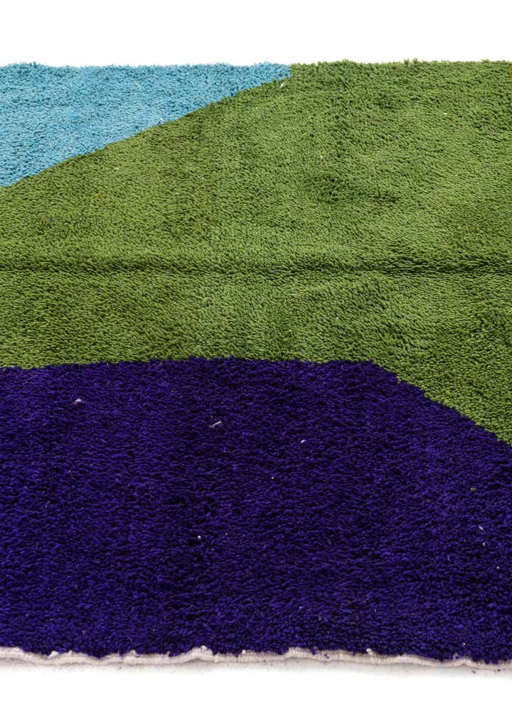 5' 4 x 7' 10 Hand Knotted Moroccan Wool Rug