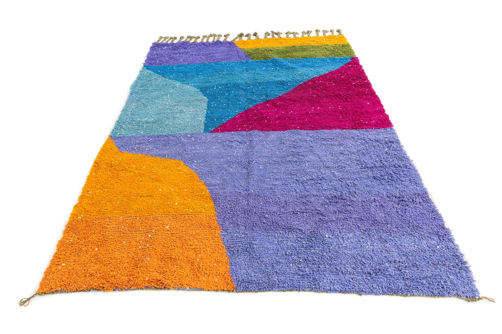 5' 7 x 8' Hand Knotted Moroccan Wool Rug