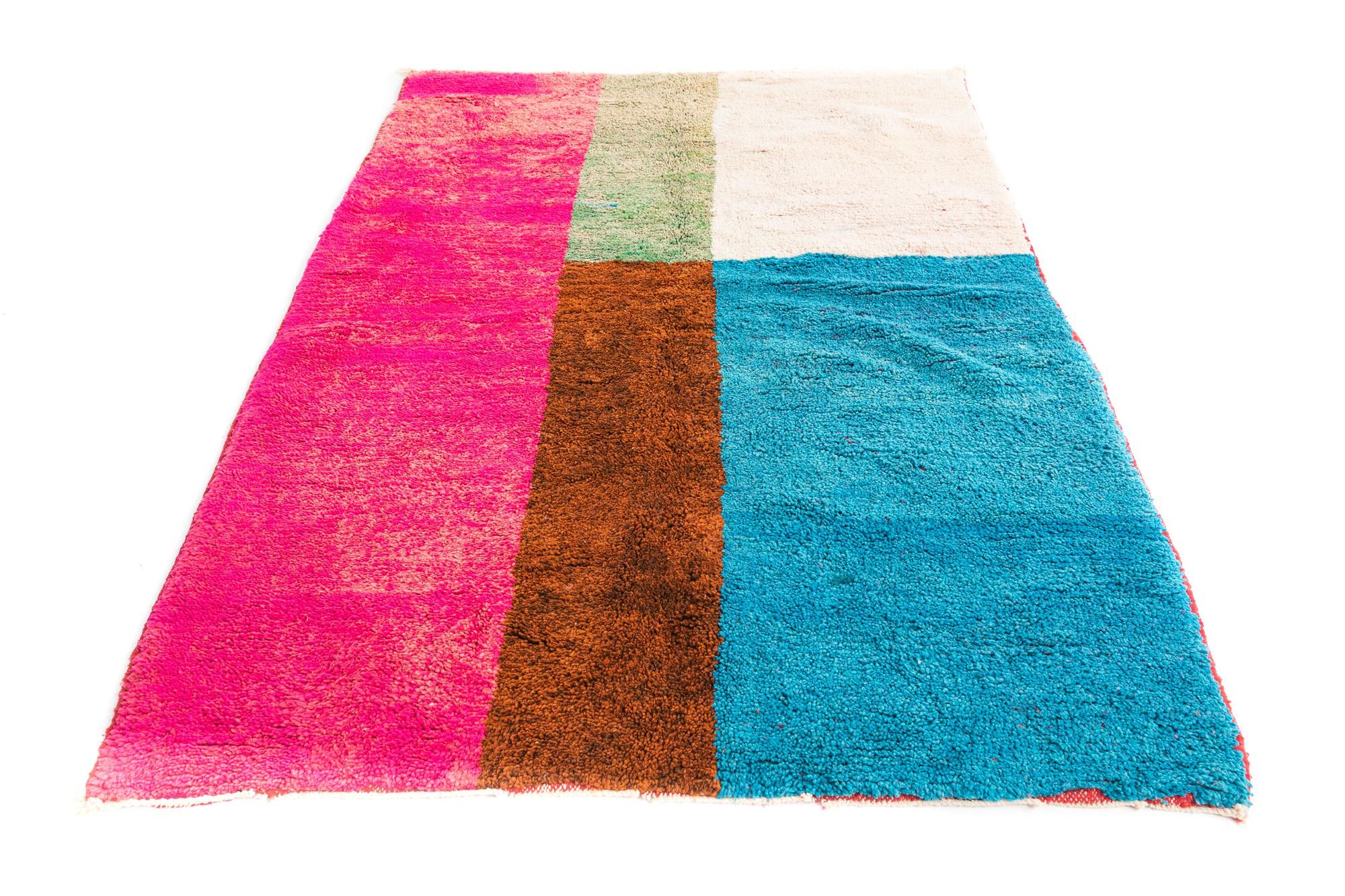 5' 2 x 7' 8 Hand Knotted Moroccan Wool Rug