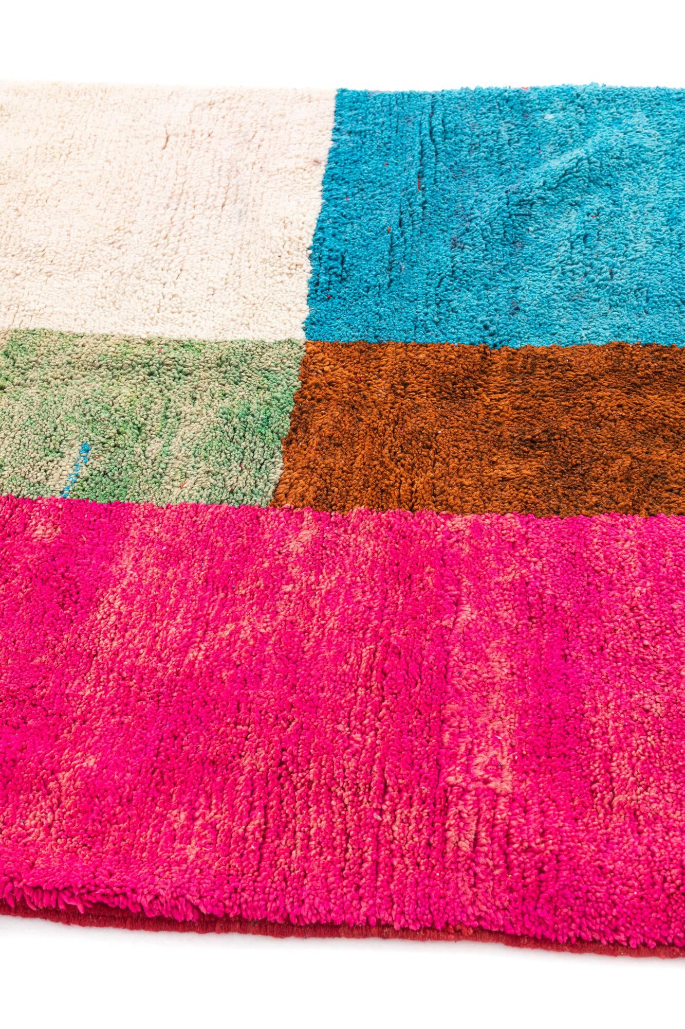 5' 2 x 7' 8 Hand Knotted Moroccan Wool Rug