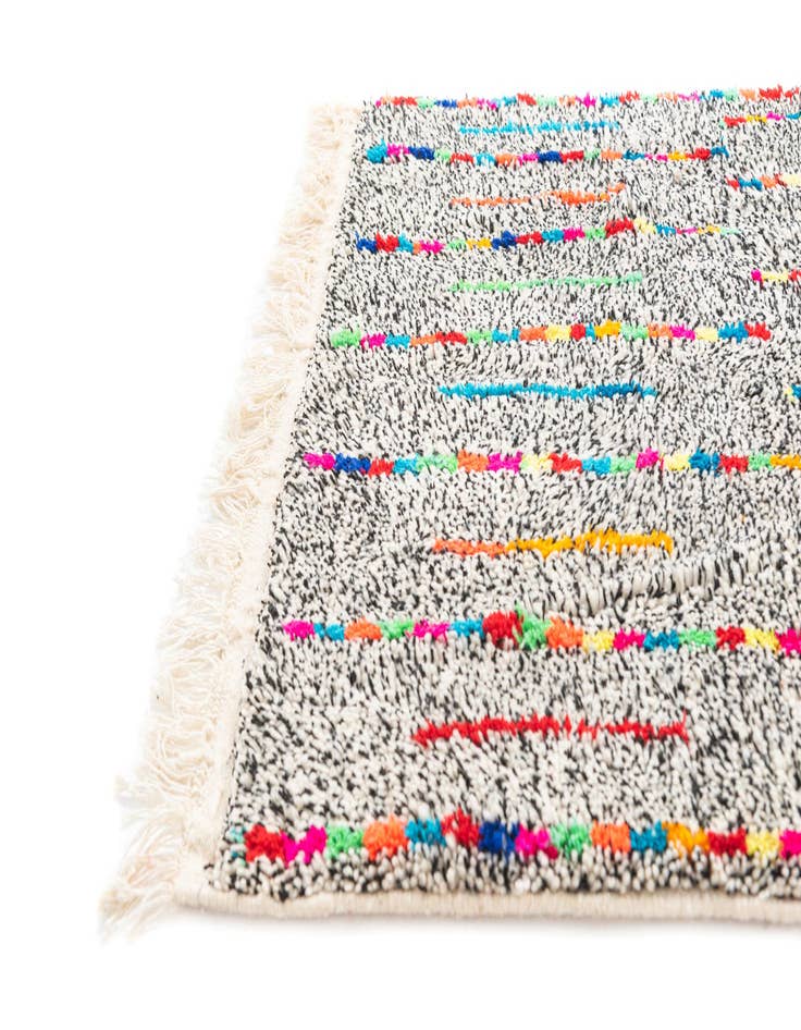 Detail image of 3' 4 x 4' 10  Hand Knotted Moroccan Wool Rug