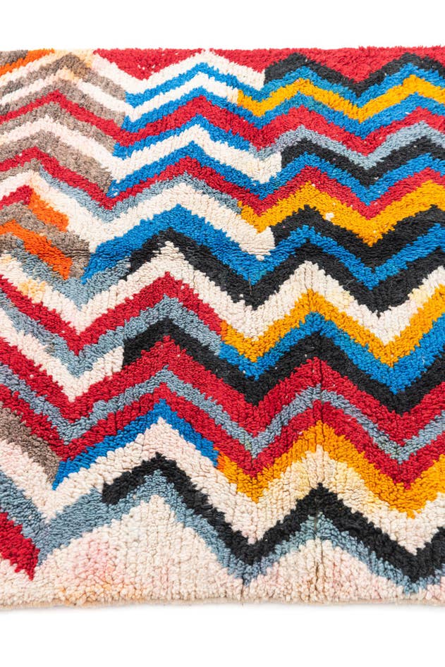 Detail image of 5' 5 x 7' 7 Hand Knotted Moroccan Wool Rug