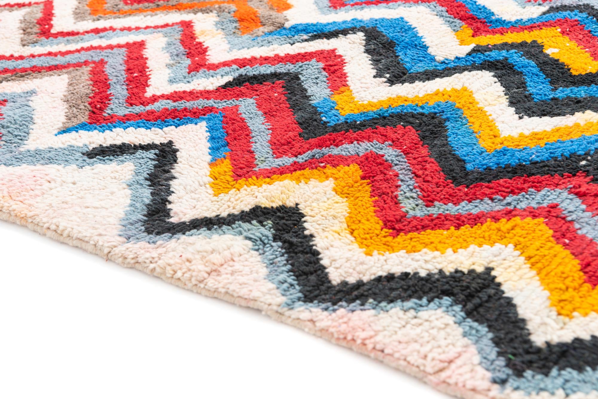 5' 5 x 7' 7 Hand Knotted Moroccan Wool Rug