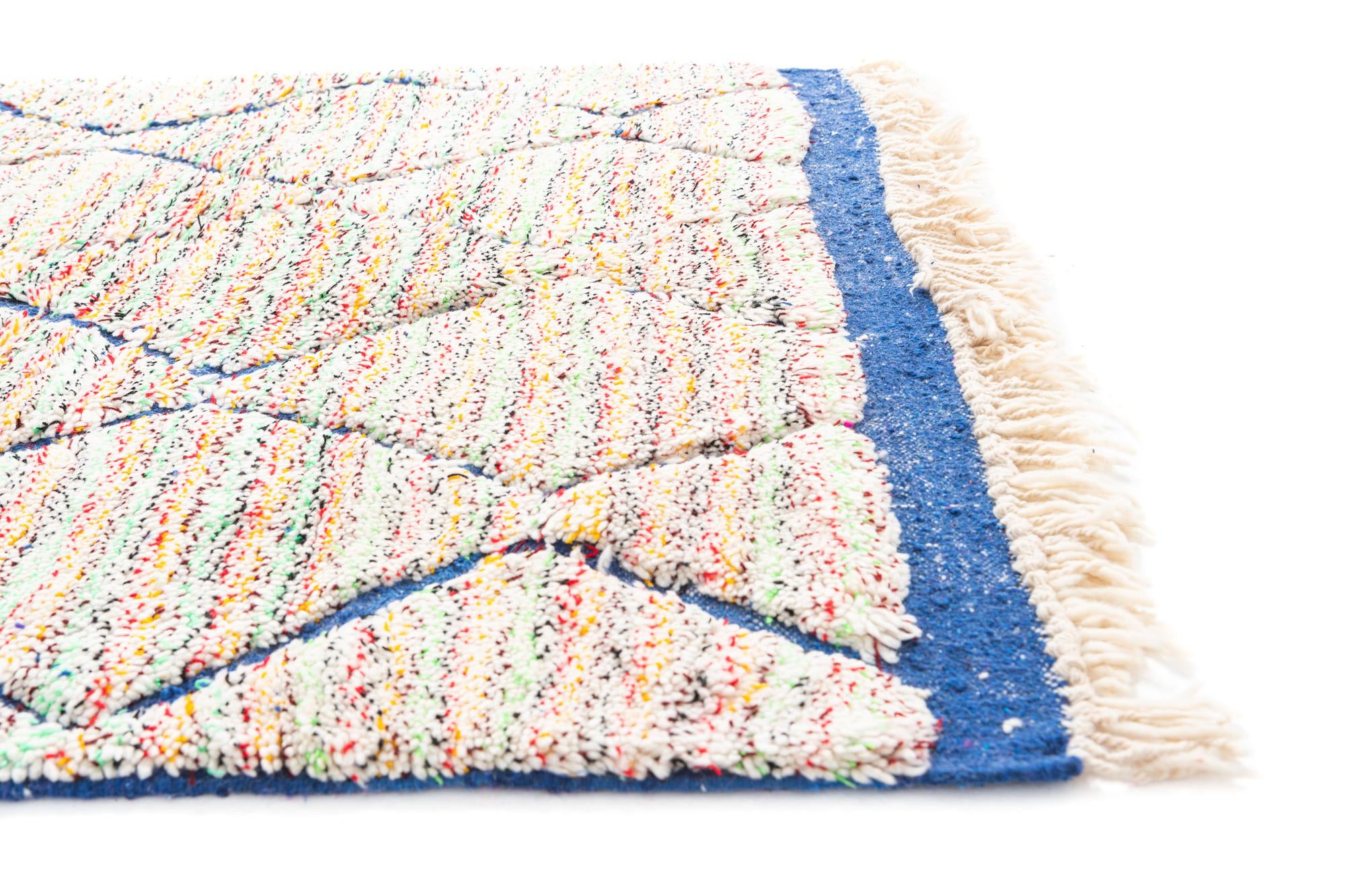 4' 9 x 8' 8 Hand Knotted Moroccan Wool Rug