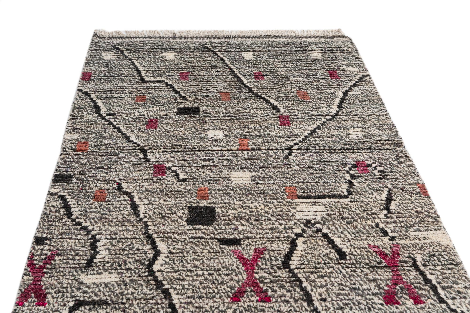 4' 2 x 6' 9 Hand Knotted Moroccan Wool Rug