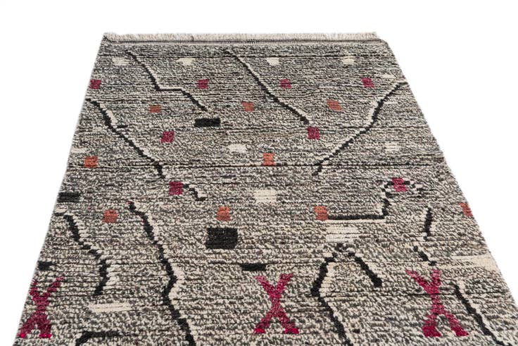 Detail image of 4' 2 x 6' 9 Hand Knotted Moroccan Wool Rug