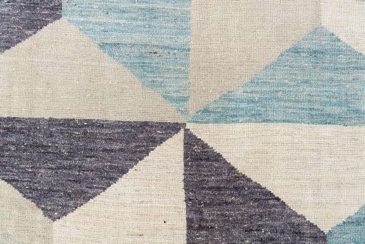 7' 9 x 10' 4 Hand Knotted Moroccan Wool Rug