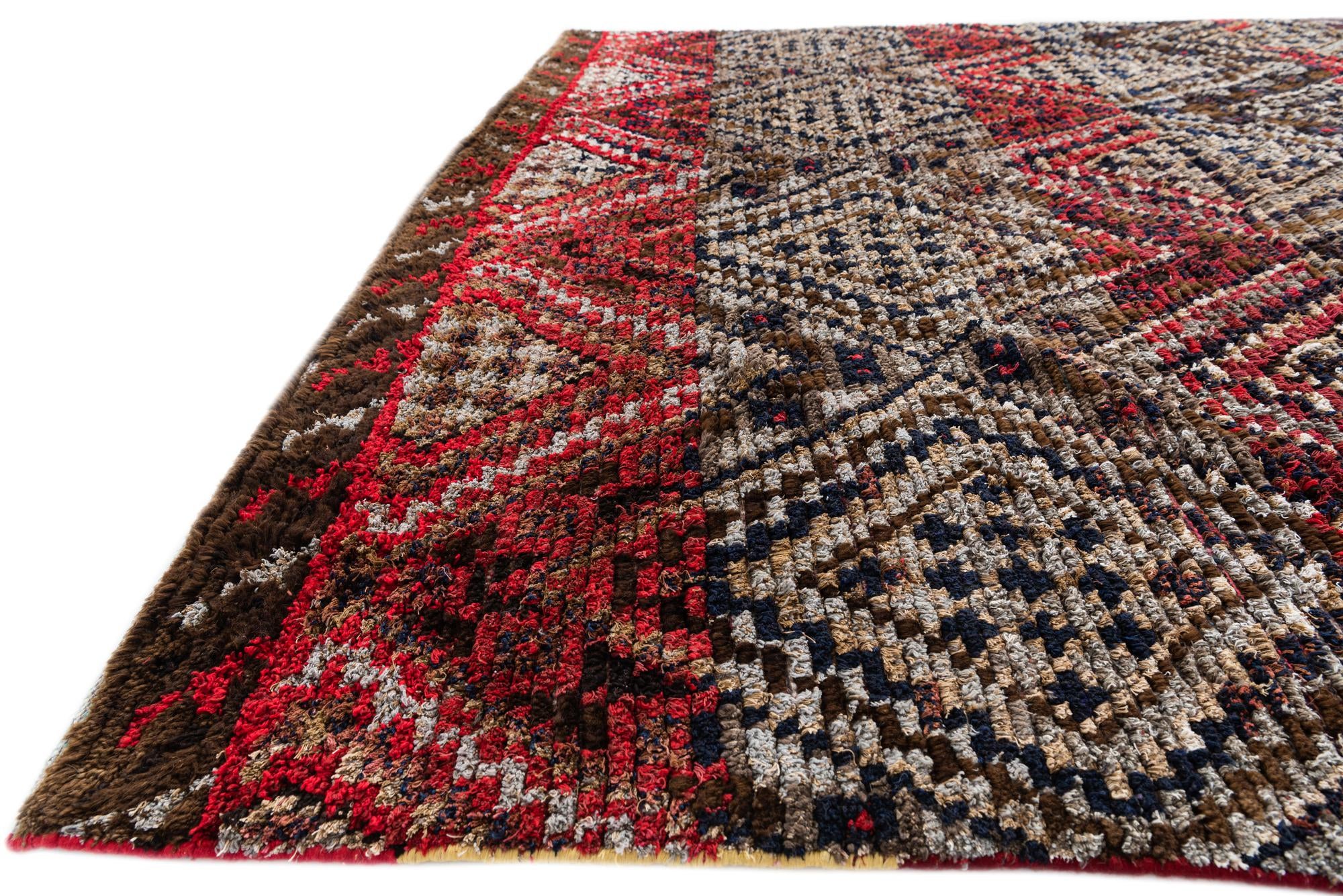 7' 8 x 9' 8 Hand Knotted Moroccan Wool Rug