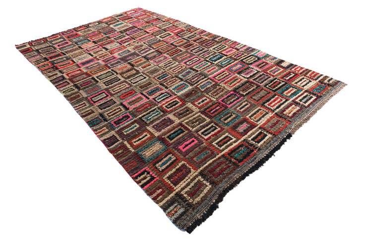 Detail image of 6' x 9' 10 Hand Knotted Moroccan Wool Rug