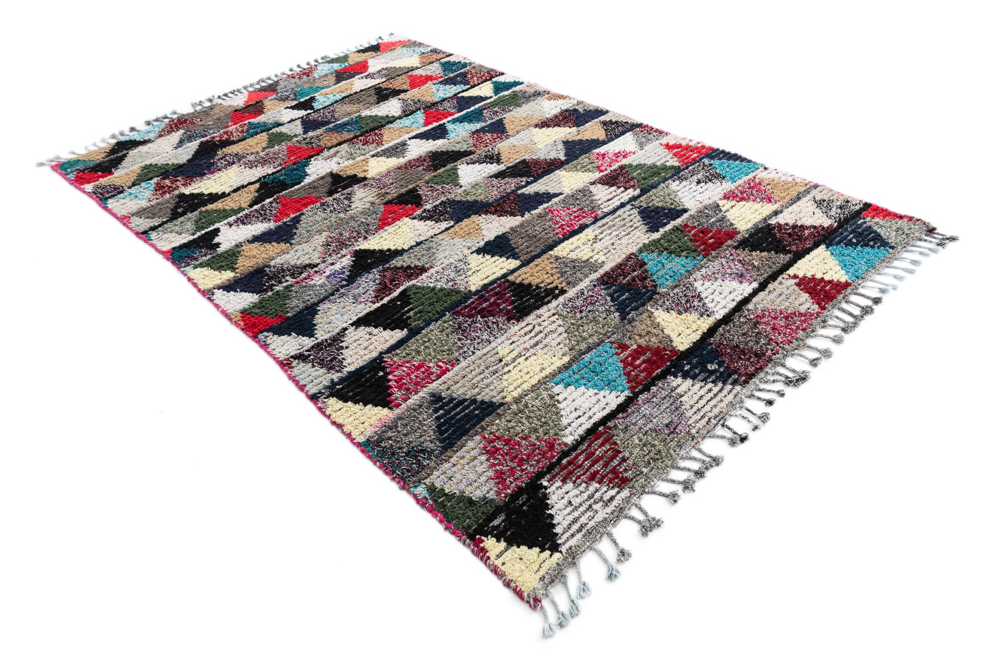 5' 4 x 8' Hand Knotted Moroccan Wool Rug