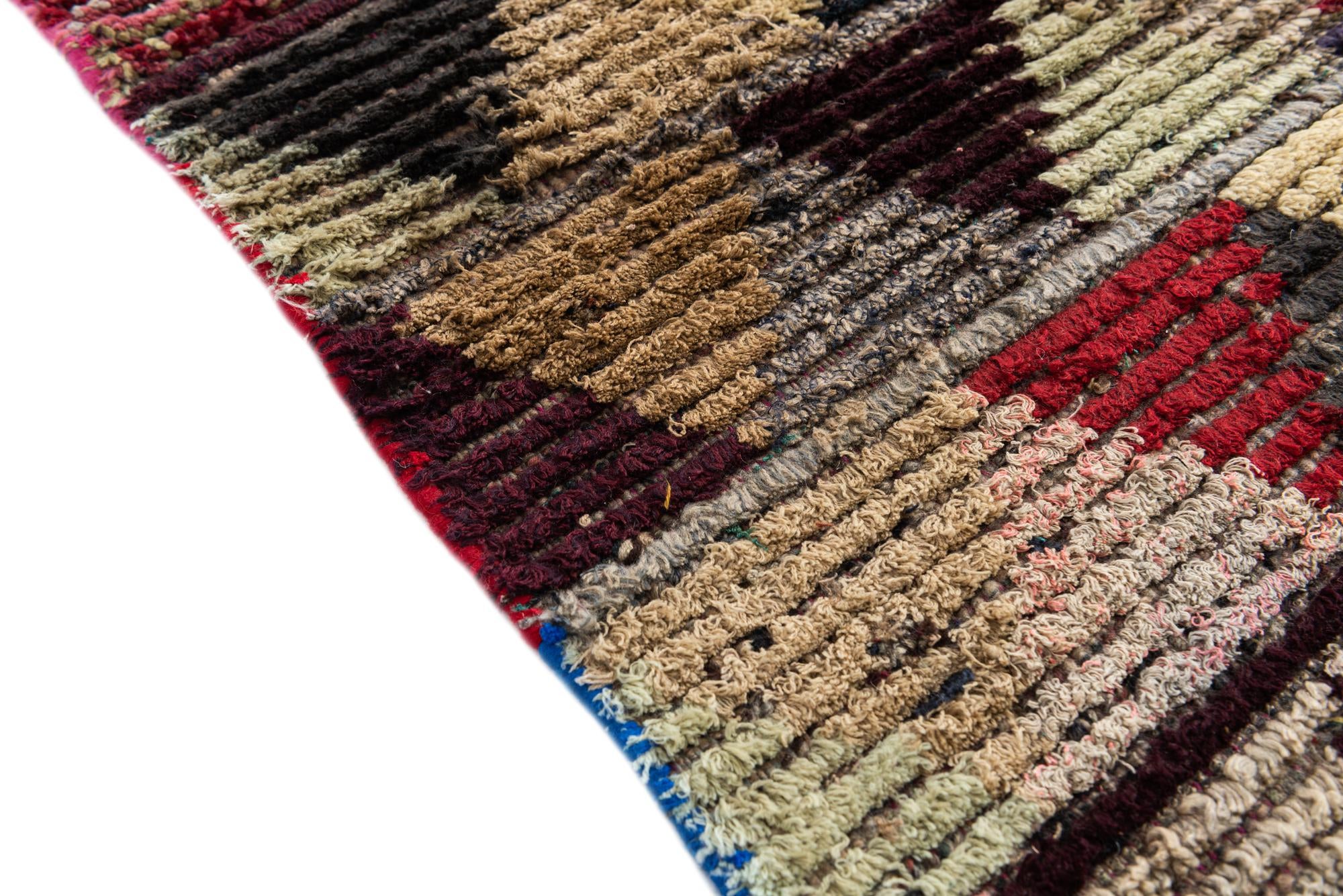 5' x 8' 5 Hand Knotted Moroccan Wool Rug