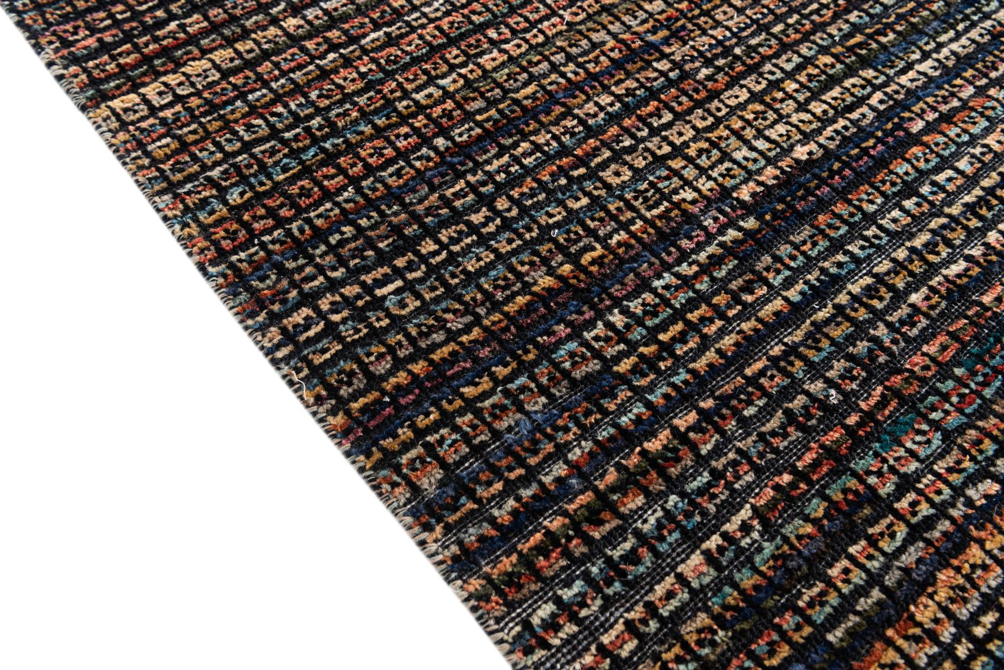 8' x 9' Hand Knotted Moroccan Wool Rug