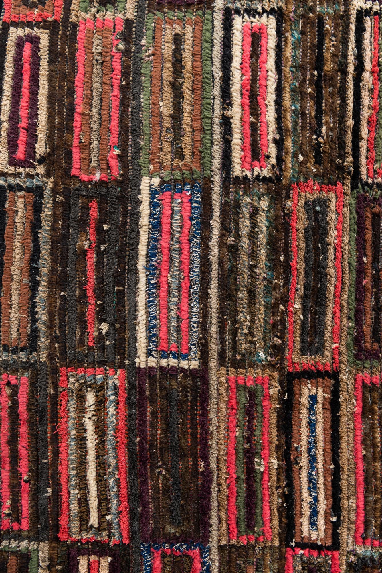 7' 10 x 9' 8 Hand Knotted Moroccan Wool Rug
