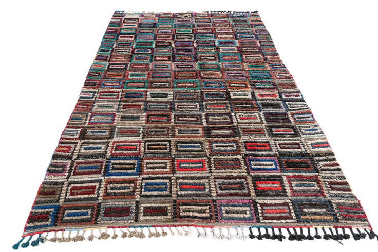Detail image of 6' x 9' 5 Hand Knotted Moroccan Wool Rug
