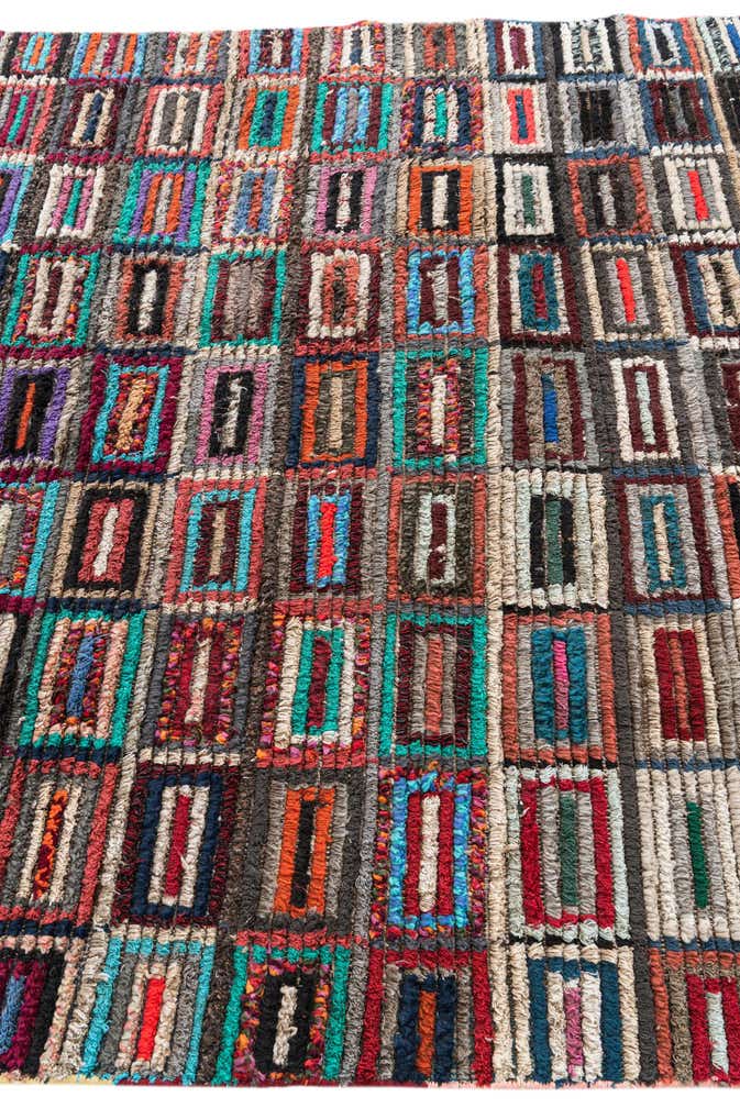 6' x 9' 5 Hand Knotted Moroccan Wool Rug