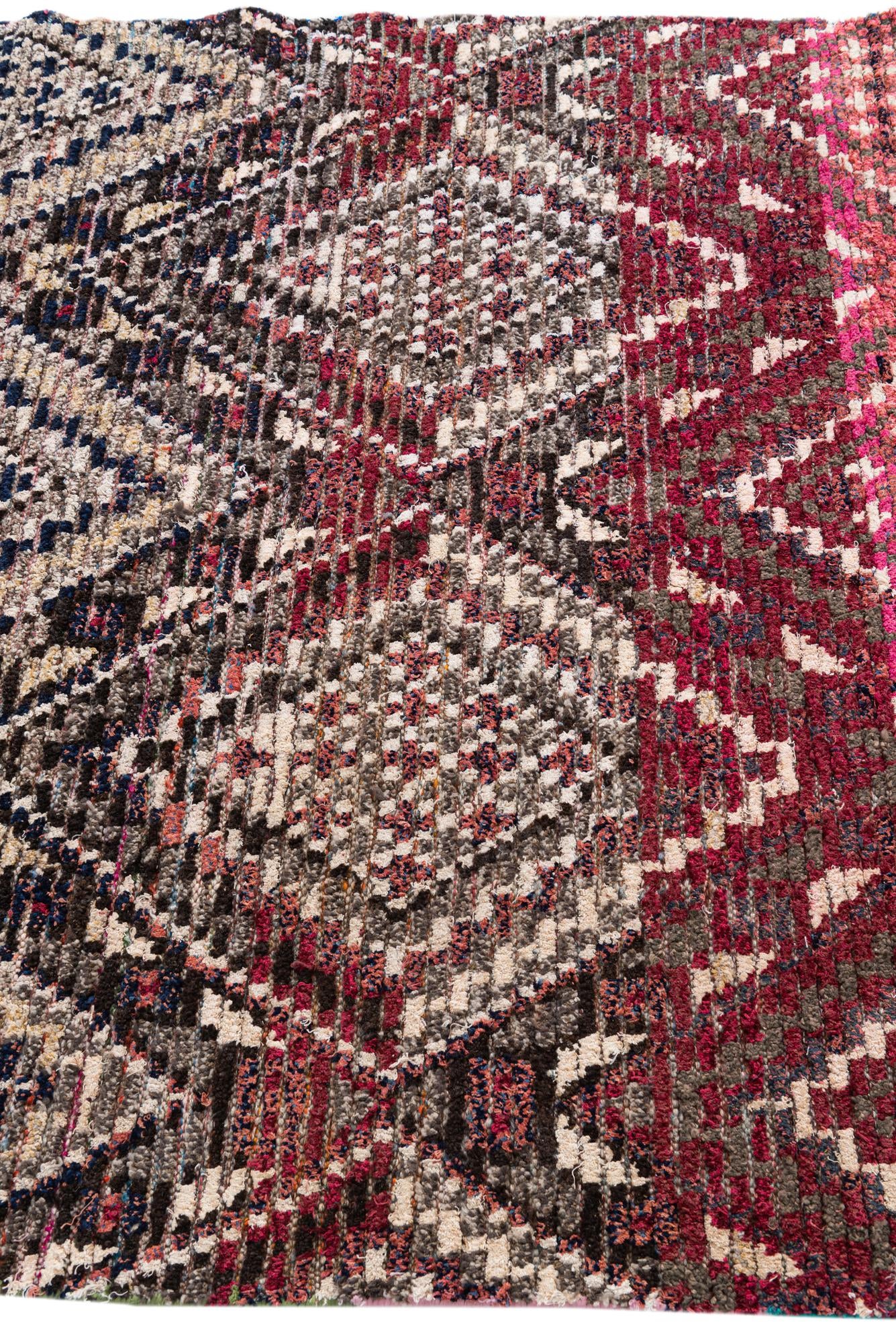 5' x 7' 8 Hand Knotted Moroccan Wool Rug