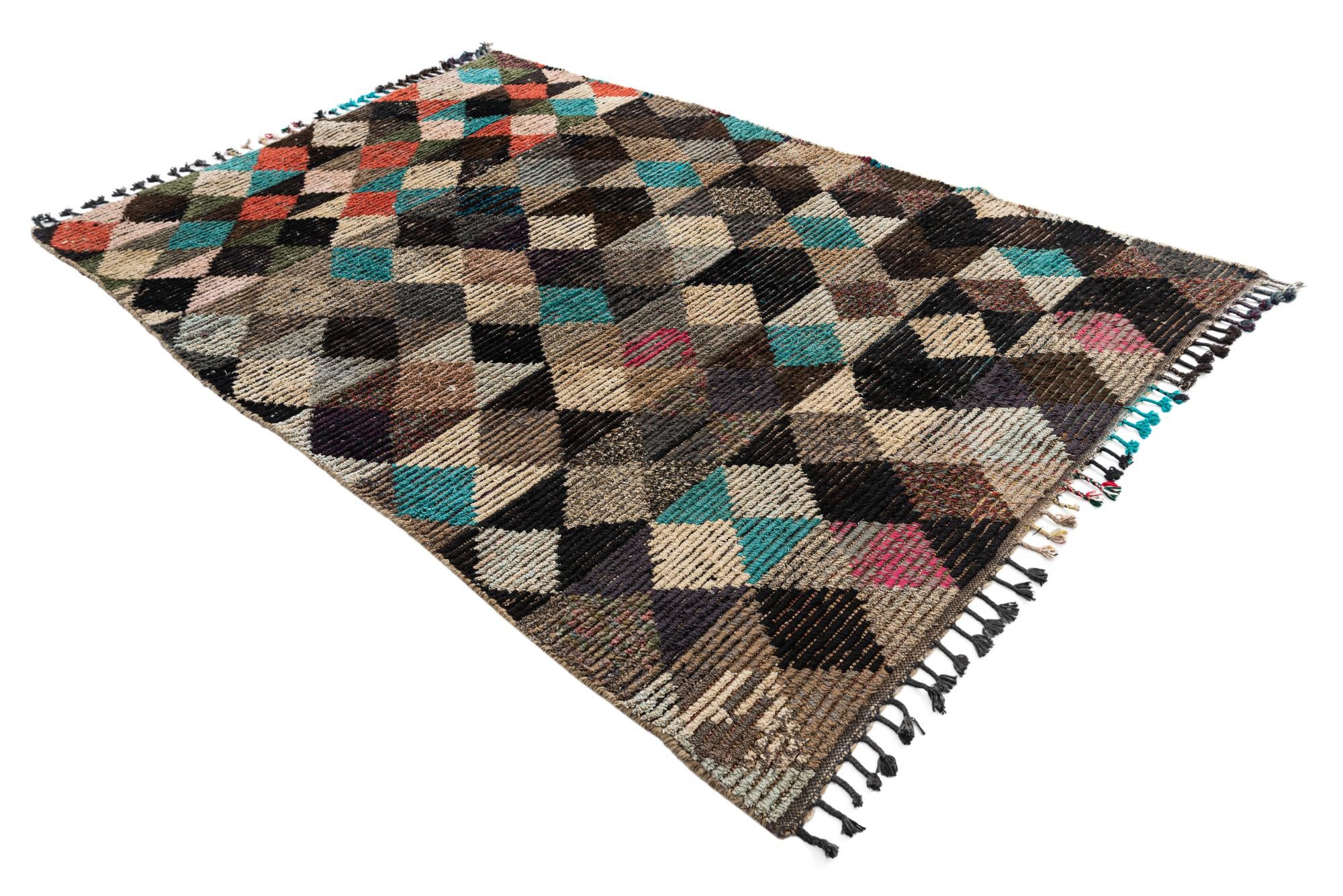 5' 6 x 8' 5 Hand Knotted Moroccan Wool Rug